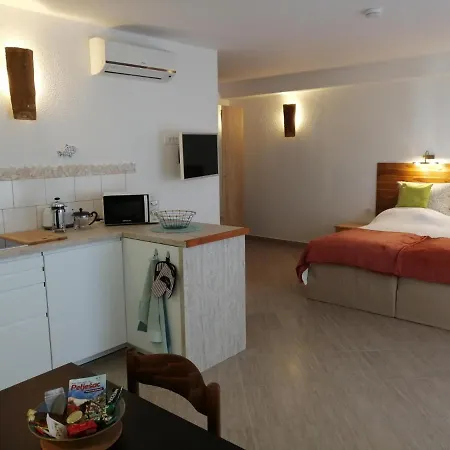 Kuća Nebeska Apartment